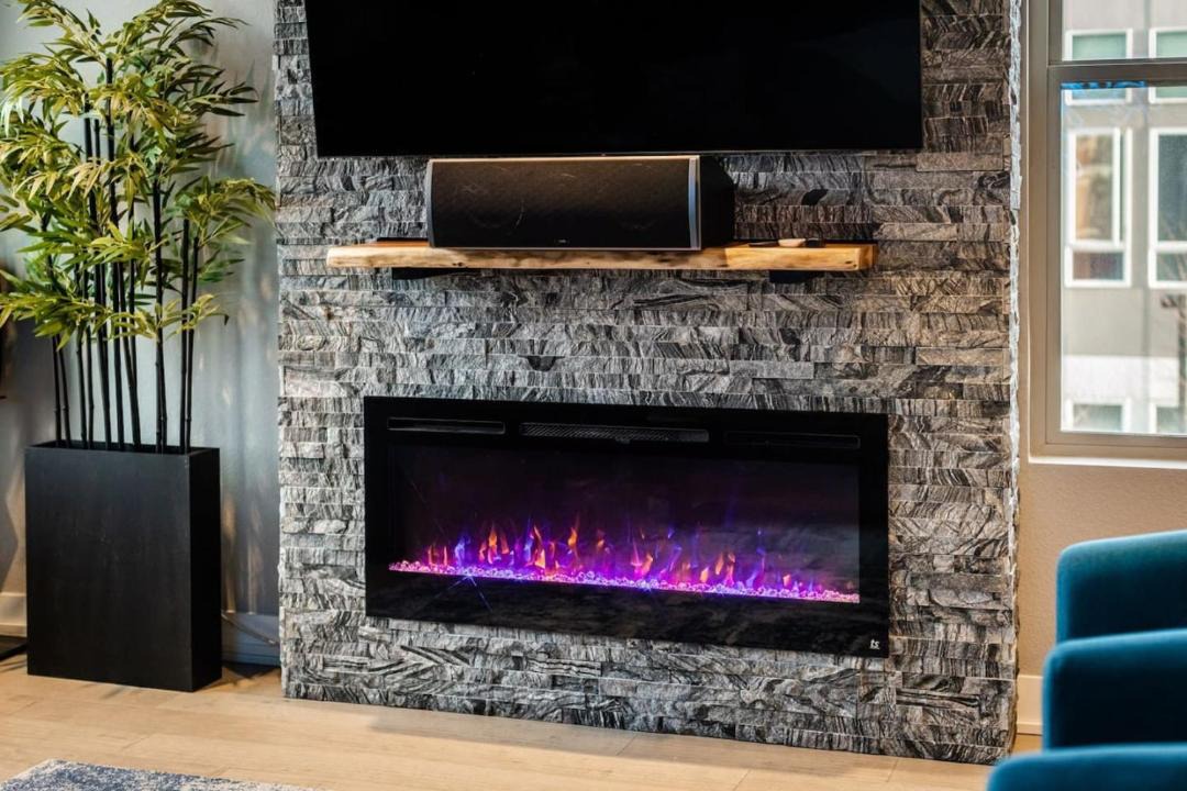 Photo of Livingroom in Lincoln Park