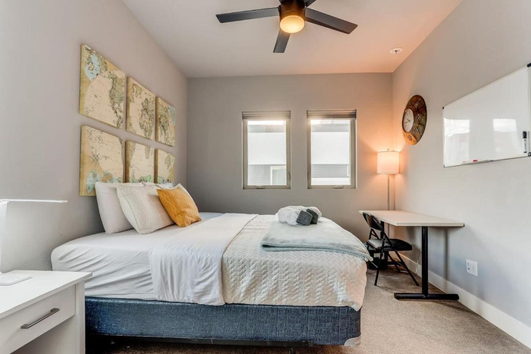 Photo of Bedroom in Lincoln Park