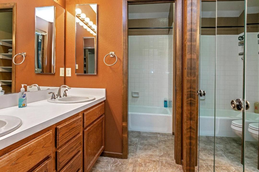 Photo of Bathroom in El Jebel