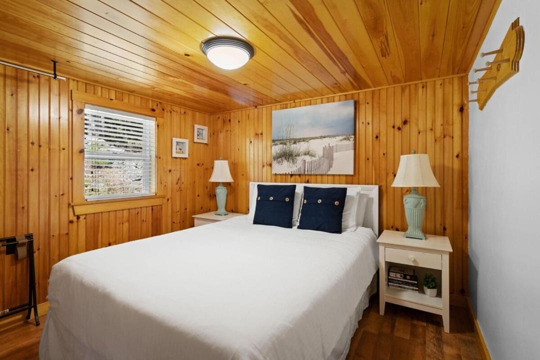 Photo of Bedroom in Cushing