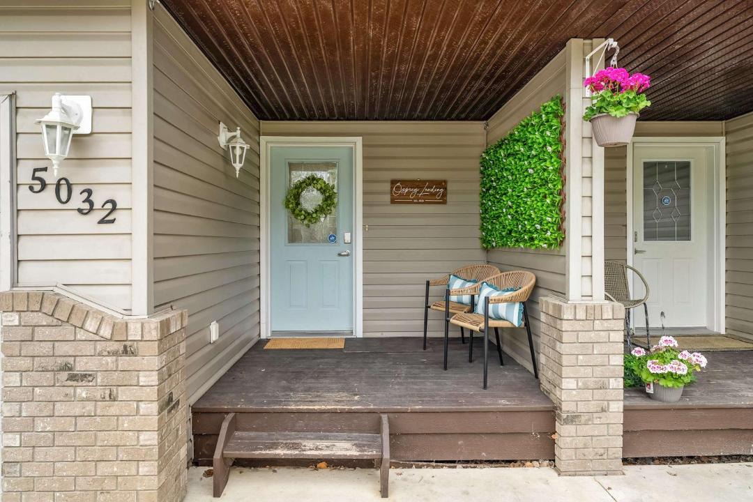Photo of Patio Balcony in Sylvan Lake