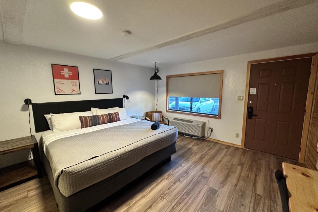 Photo of Bedroom in South Fork