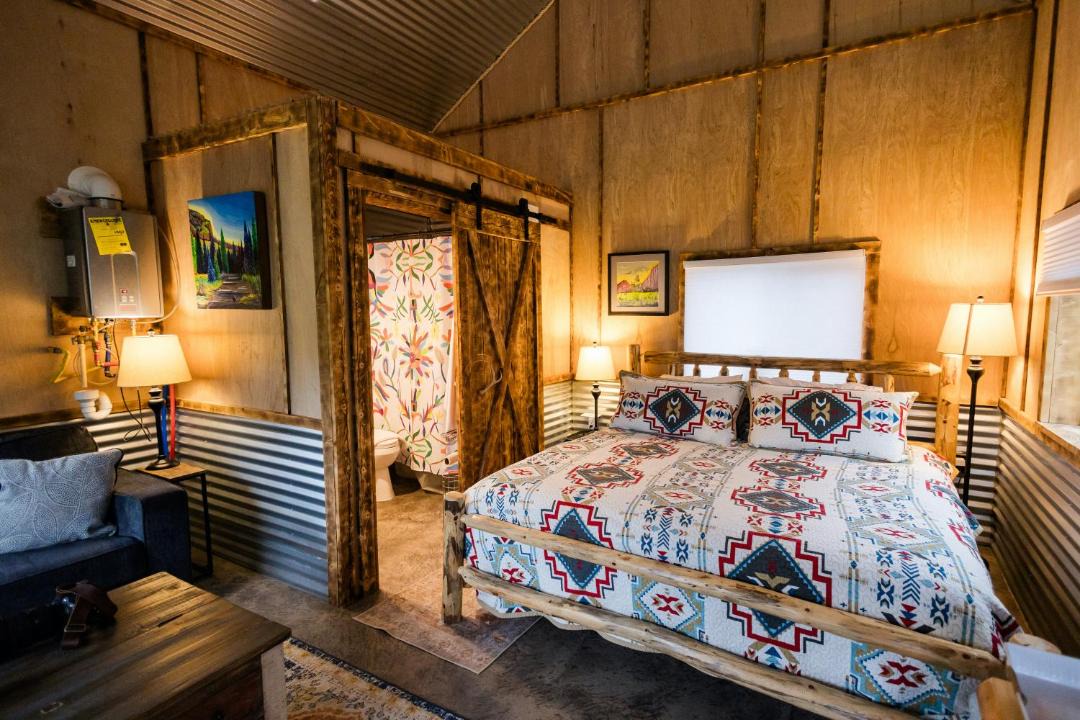 Photo of Bedroom in South Fork