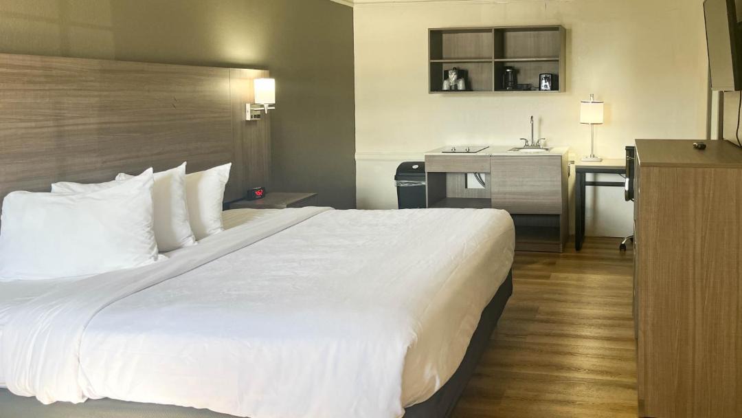 Photo of Bedroom in Aurora