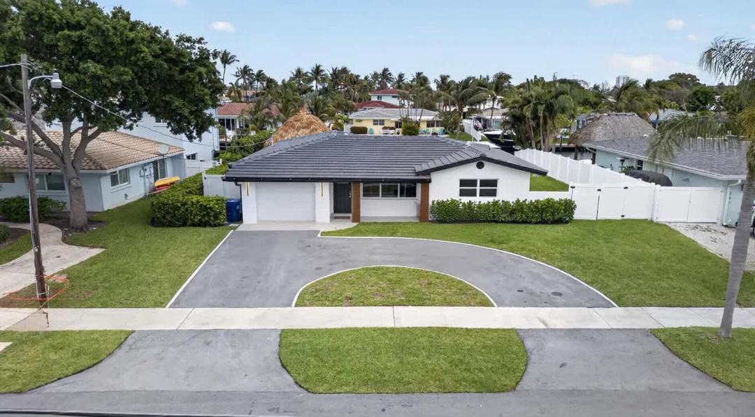 Photo of Others in Garden Isles