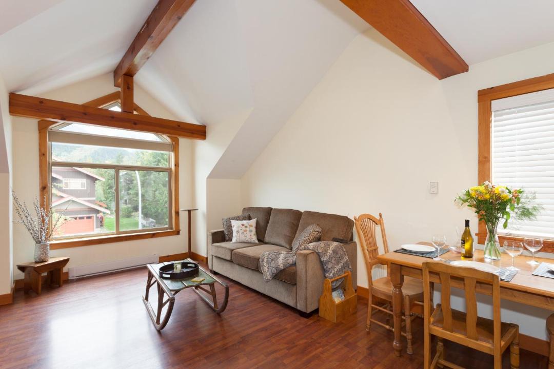 Photo of Livingroom in Pemberton