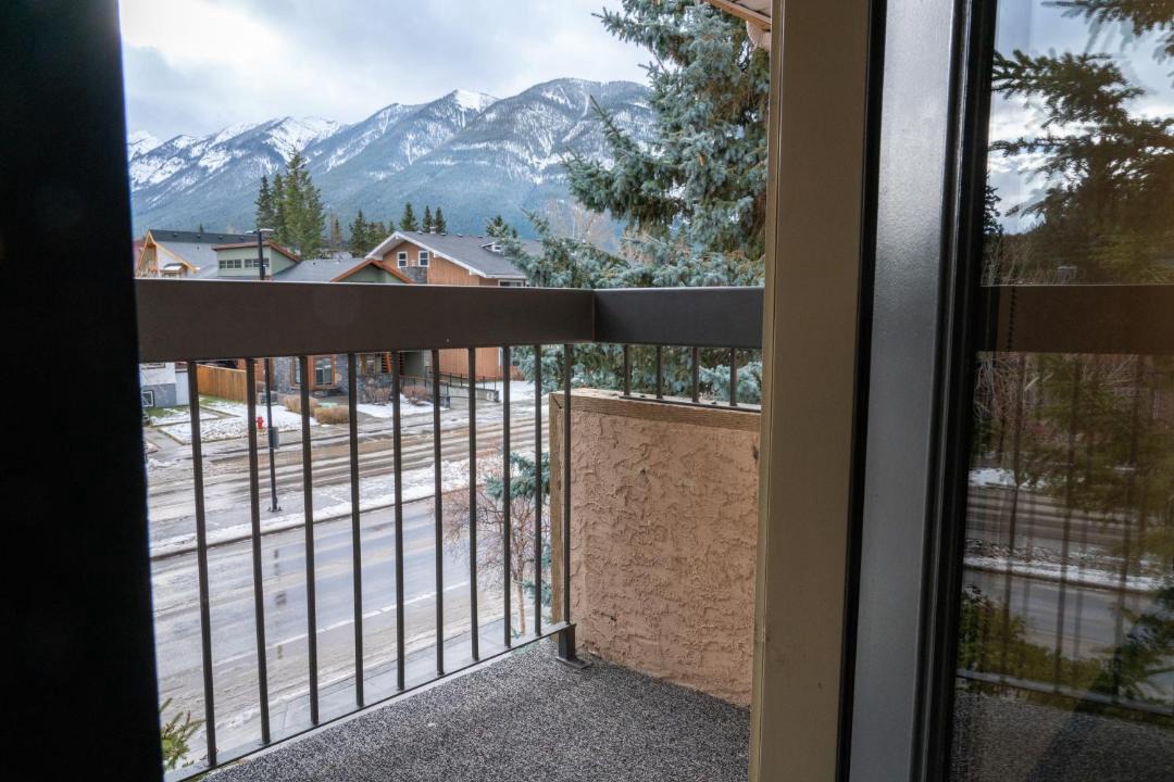Photo of Others in Banff