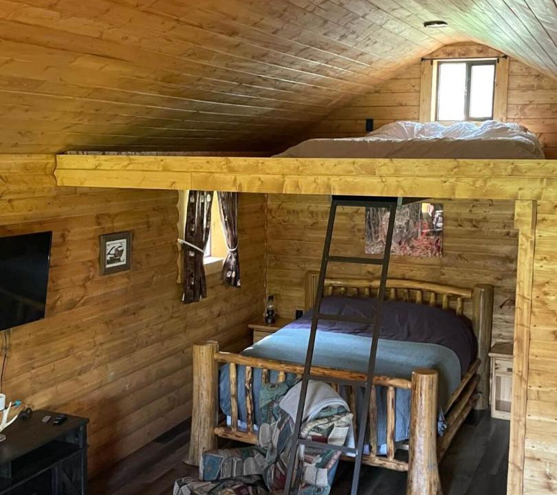 Photo of Bedroom in Division No. 11