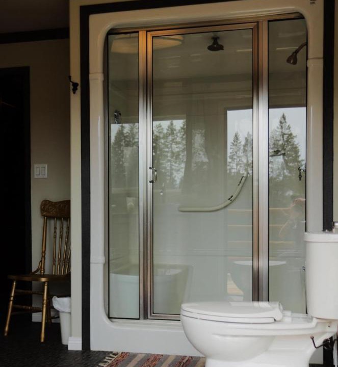 Photo of Bathroom in Division No. 9