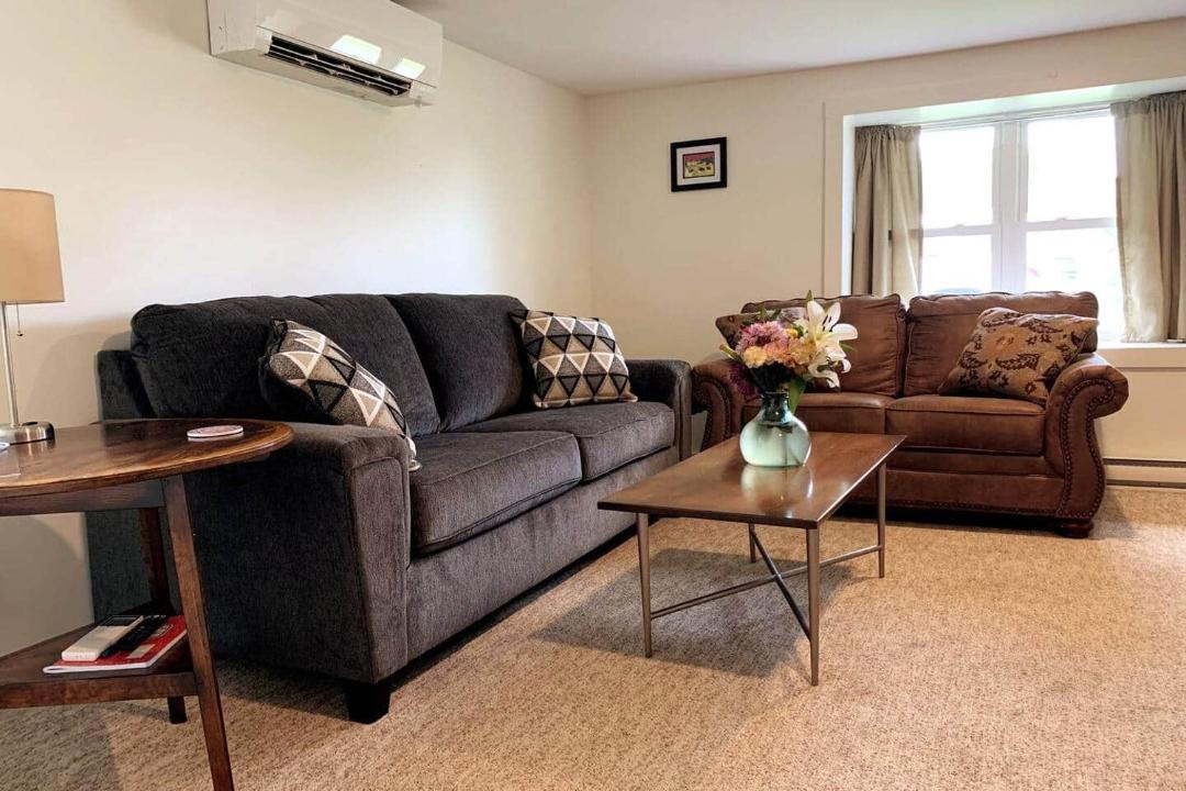Photo of Livingroom in New Haven