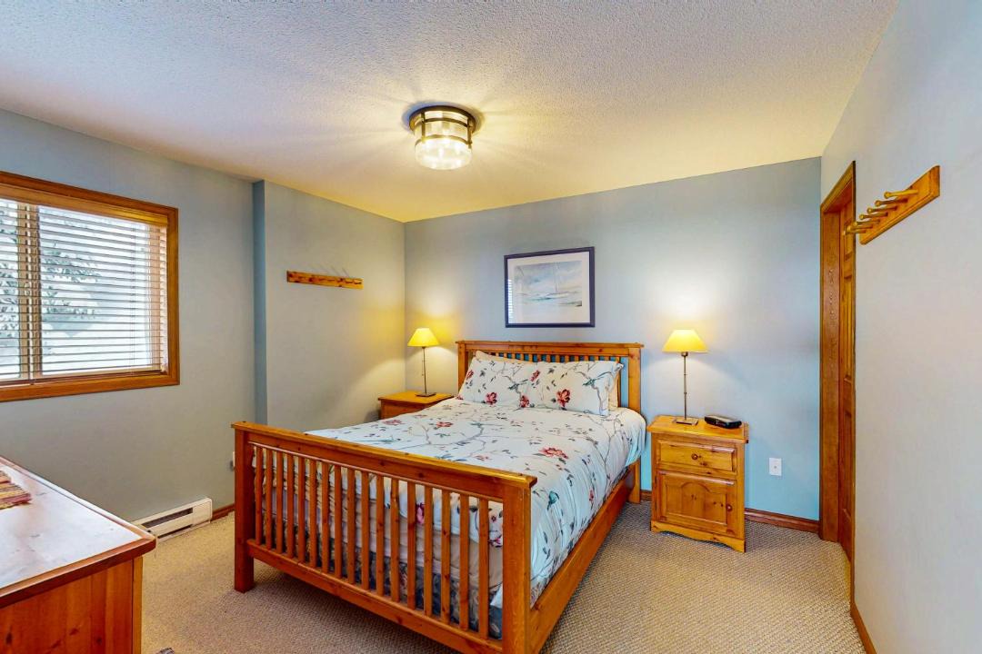 Photo of Bedroom in Snow Pine Estates