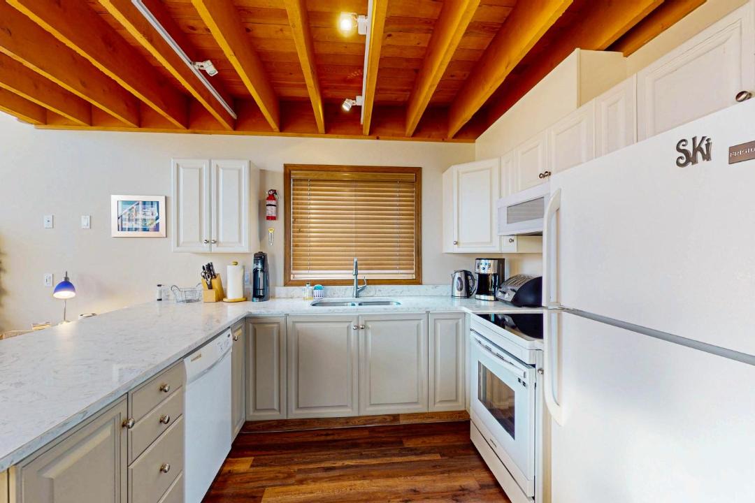 Photo of Kitchen in Snow Pine Estates