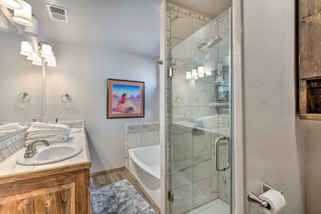 Photo of Bathroom in Red River