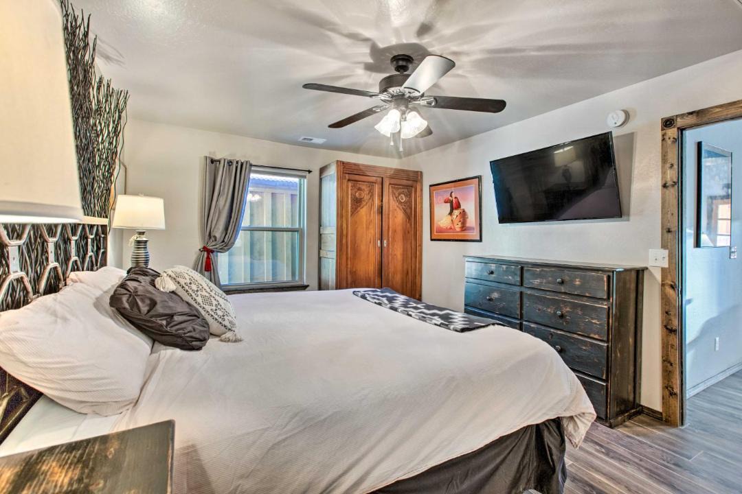 Photo of Bedroom in Red River