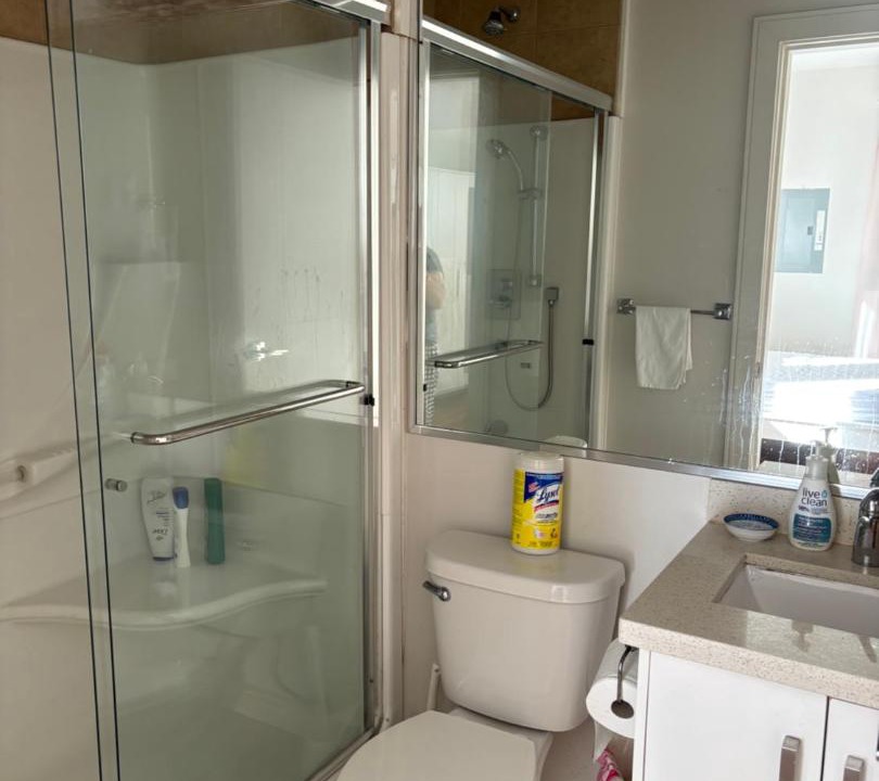 Photo of Bathroom in Hollyburn