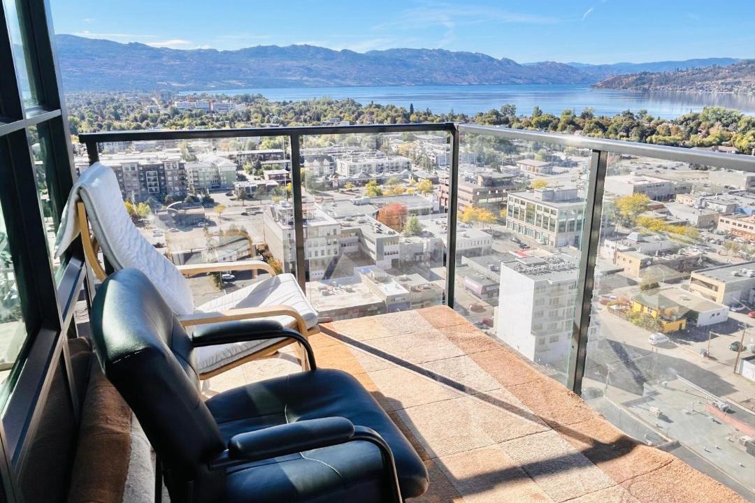 Photo of Patio Balcony in Downtown Kelowna
