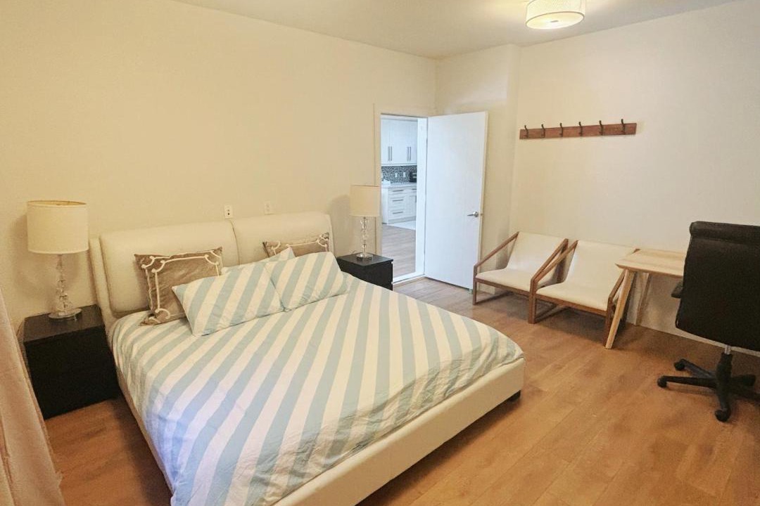 Photo of Bedroom in Hollyburn