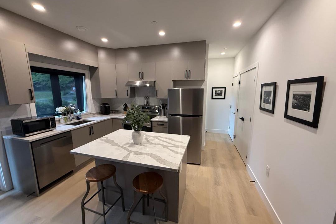 Photo of Kitchen in West Vancouver