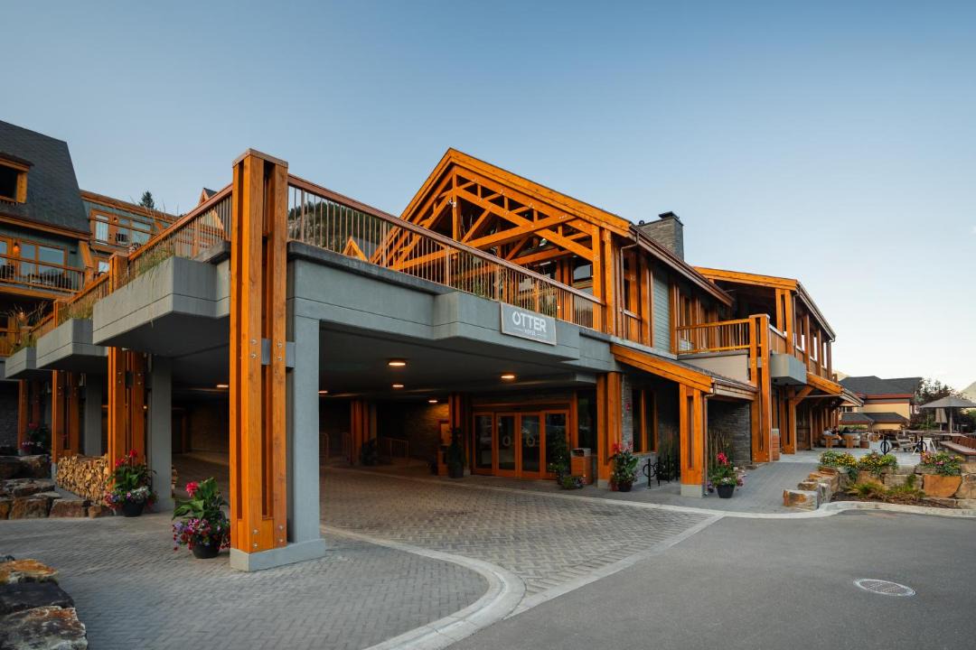 Photo of Others in Banff