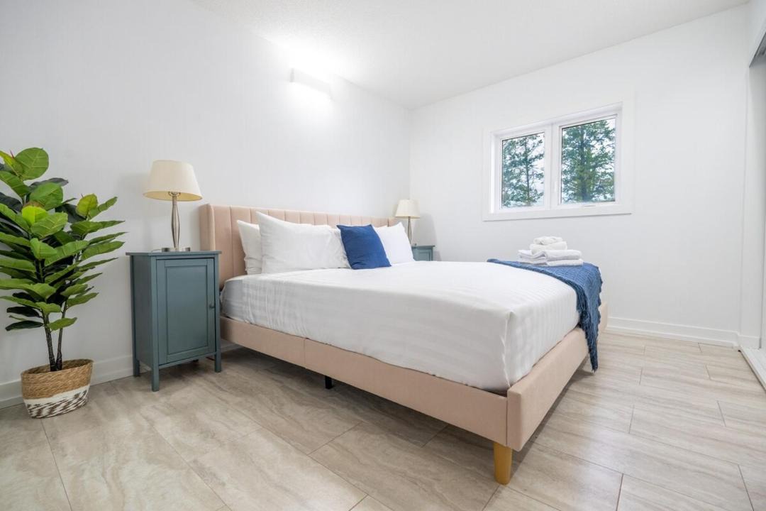 Photo of Bedroom in East Kootenay