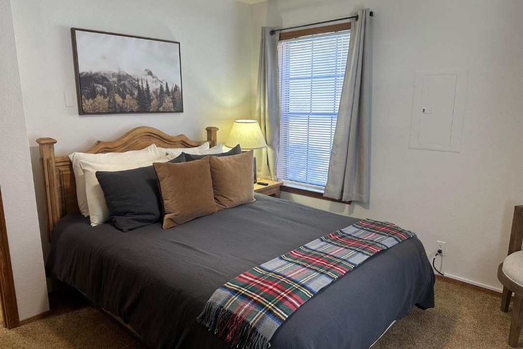 Photo of Bedroom in Red River