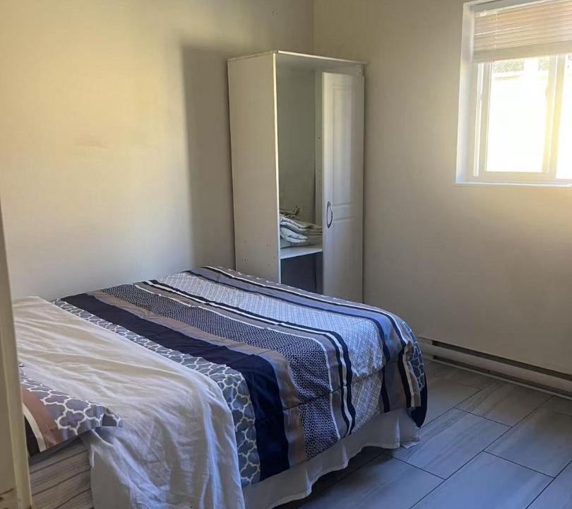 Photo of Bedroom in Saanich East