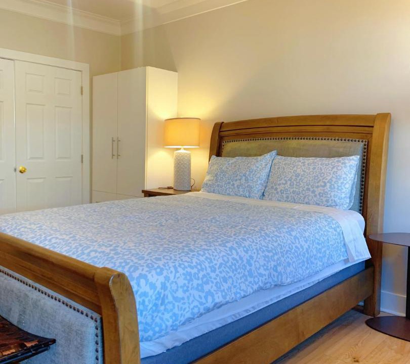 Photo of Bedroom in District of North Vancouver