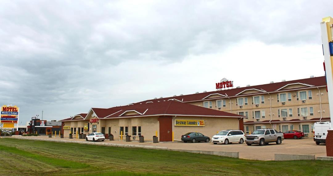 Photo of Others in Ponoka