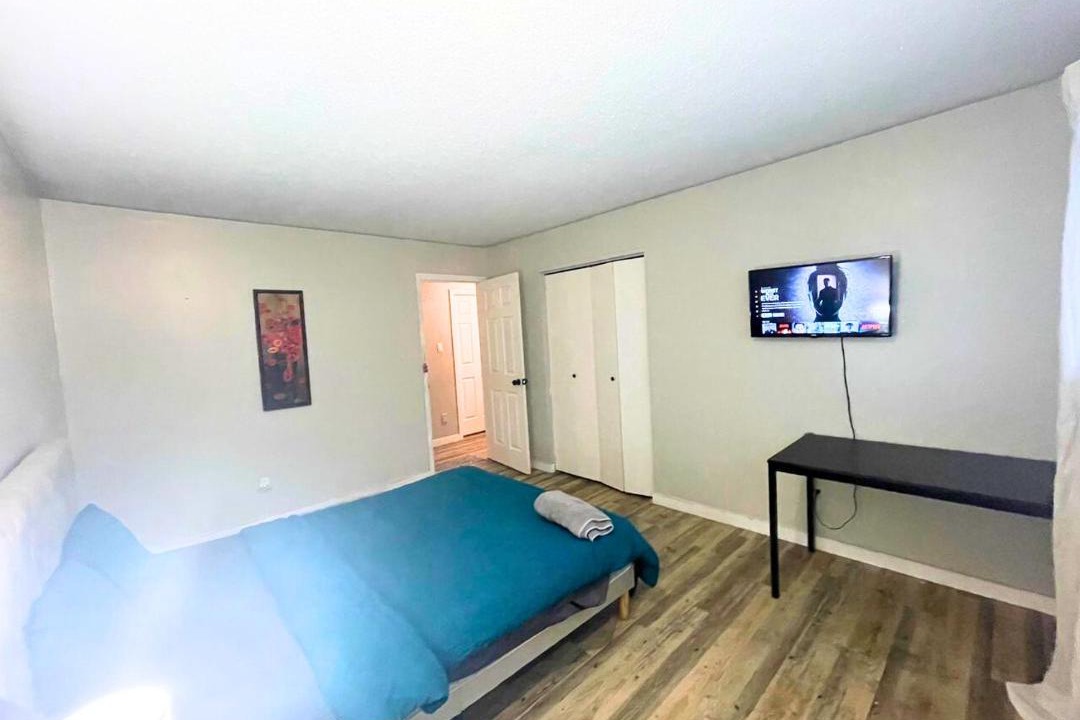 Photo of Others in West Edmonton