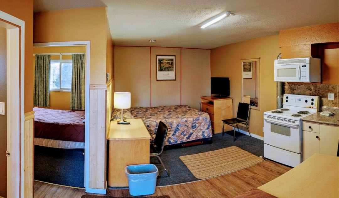 Photo of Others in Quesnel