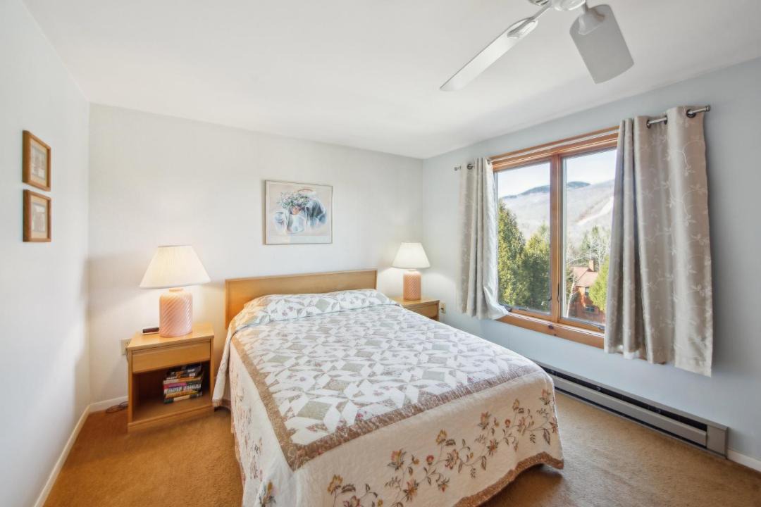 Photo of Bedroom in North Creek