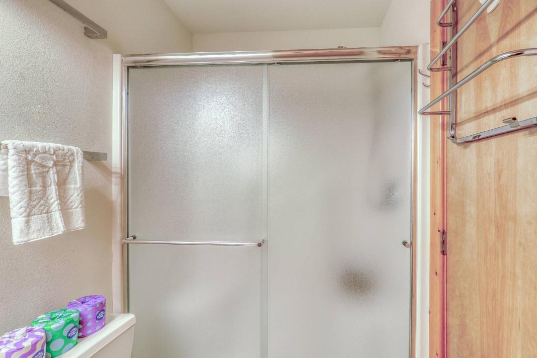 Photo of Bathroom in Lake Hatcher Park