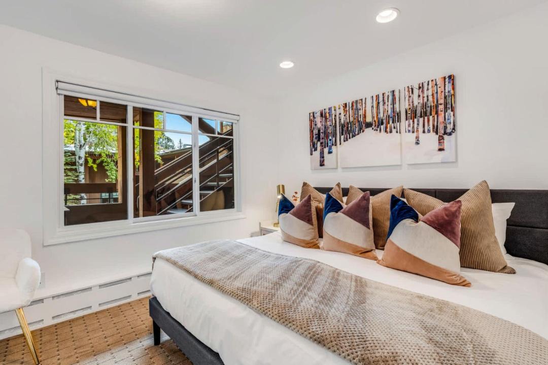 Photo of Bedroom in Aspen