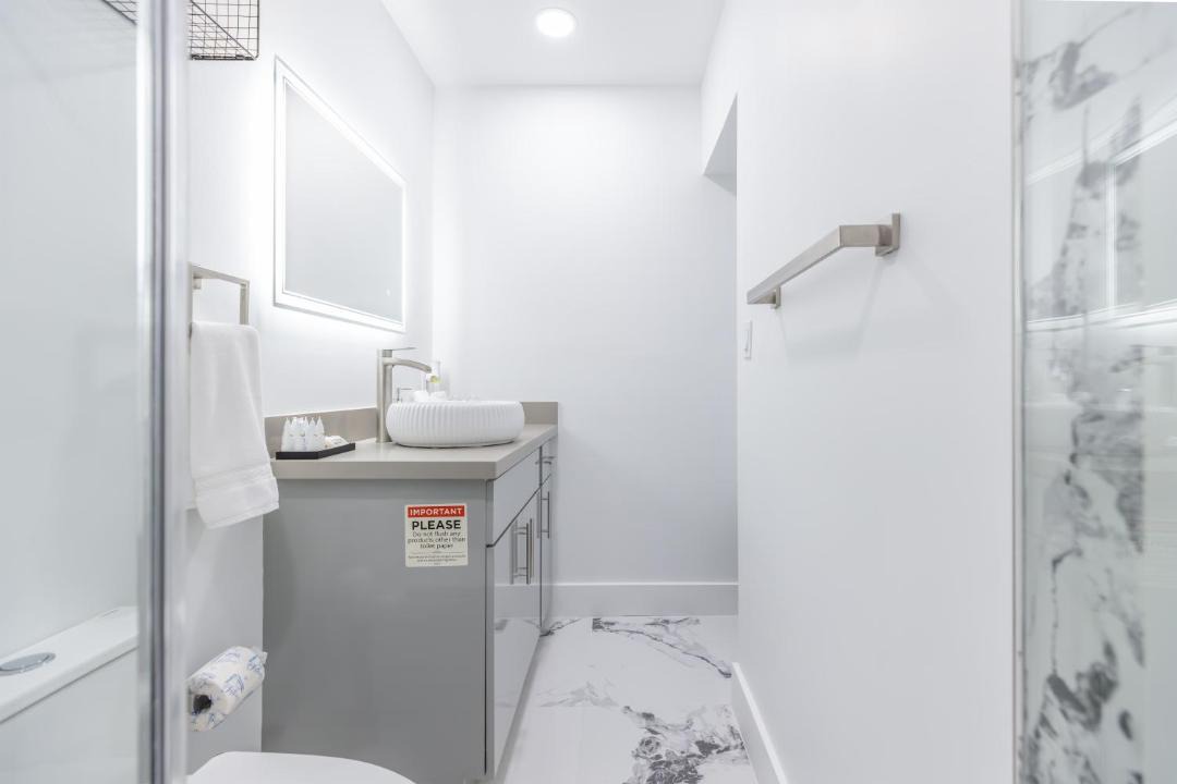 Photo of Bathroom in Miami Gardens