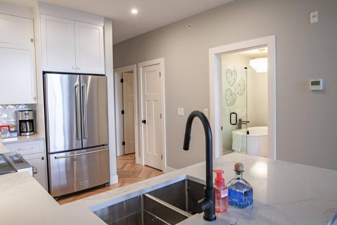 Photo of Kitchen in Harrison Hot Springs