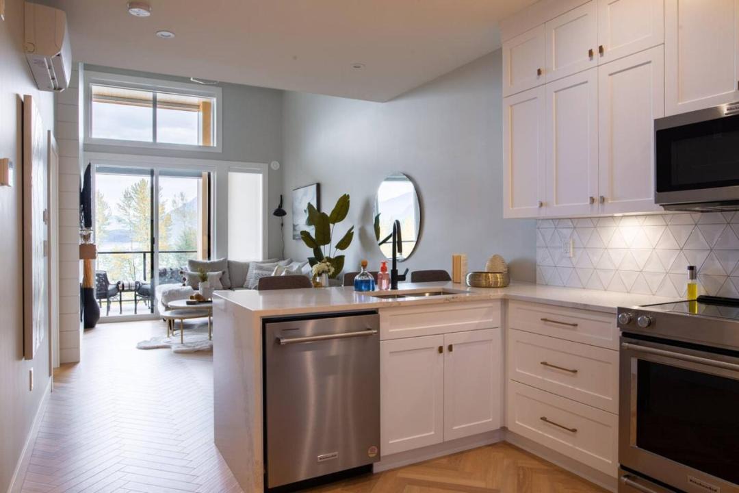 Photo of Kitchen in Harrison Hot Springs