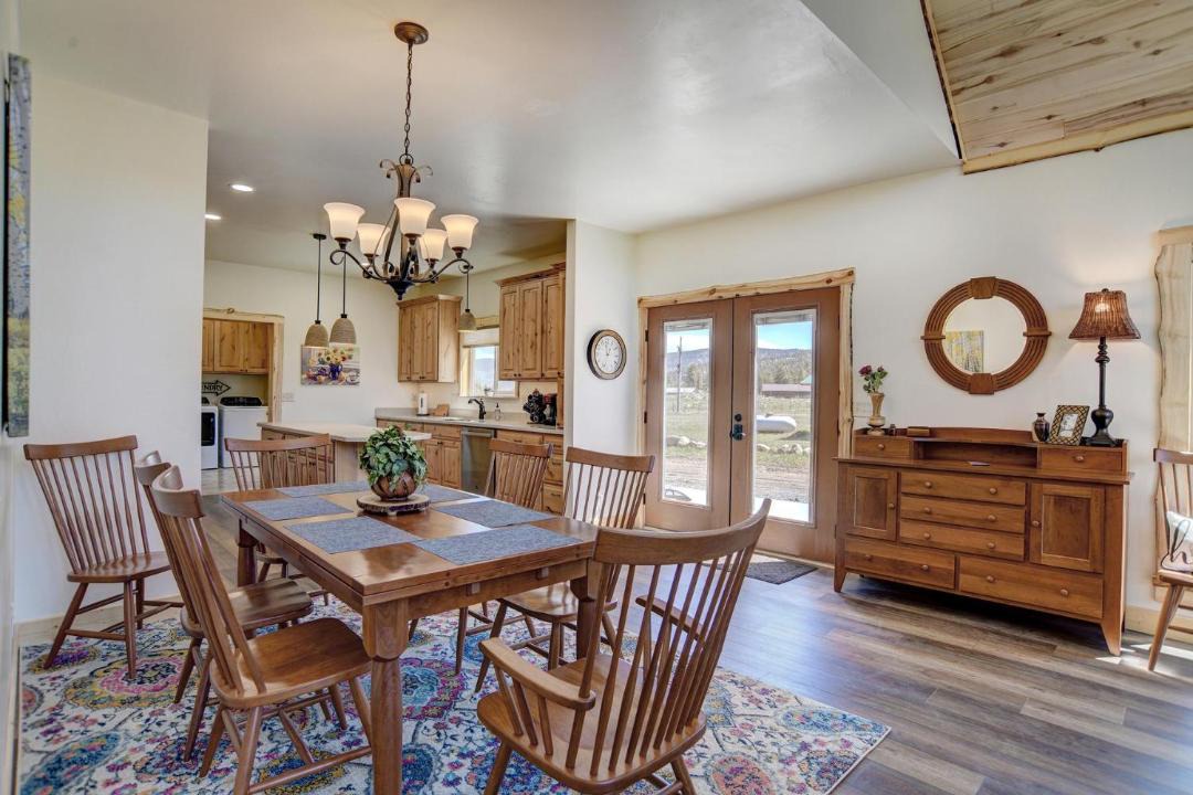 Photo of Kitchen in South Fork