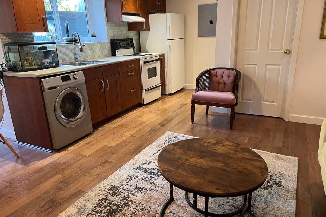Photo of Kitchen in District of North Vancouver