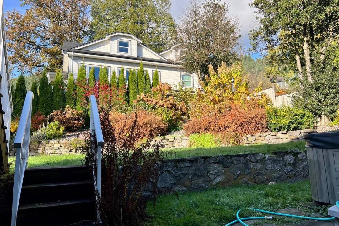 Photo of Others in District of North Vancouver