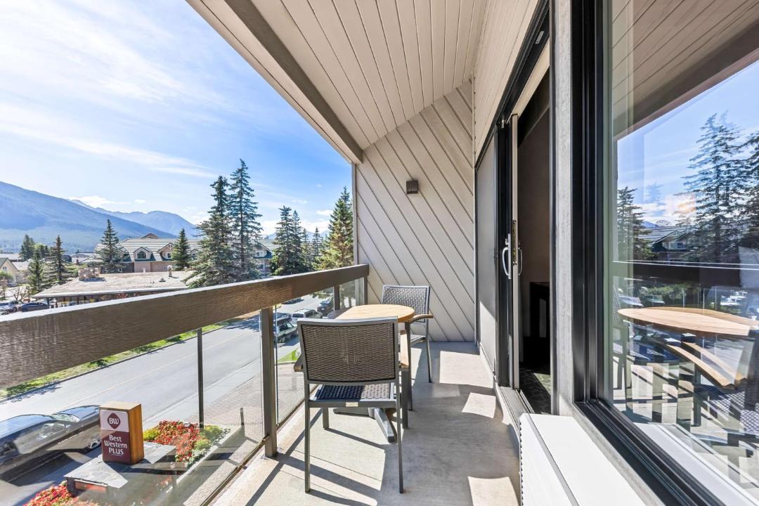 Photo of Patio Balcony in Banff