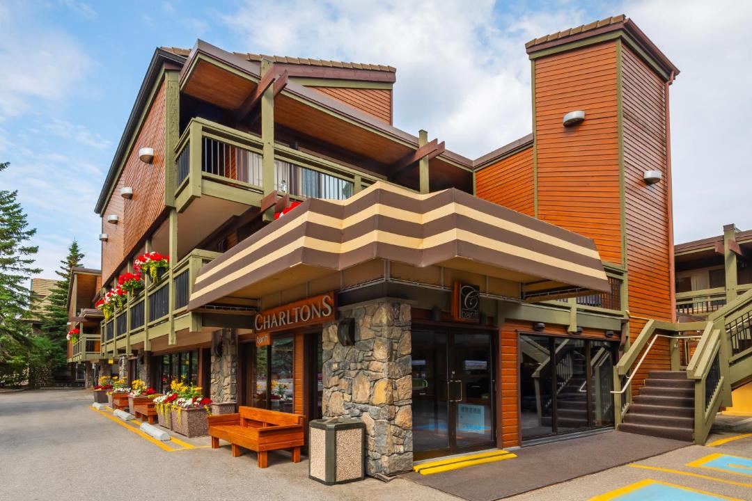 Photo of Others in Banff