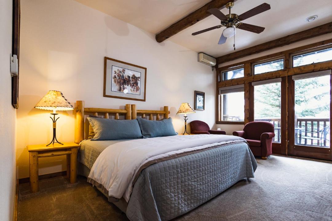 Photo of Bedroom in Estes Park