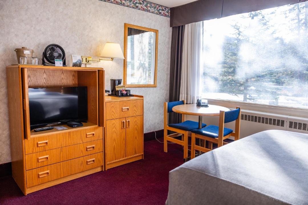 Photo of Others in Banff
