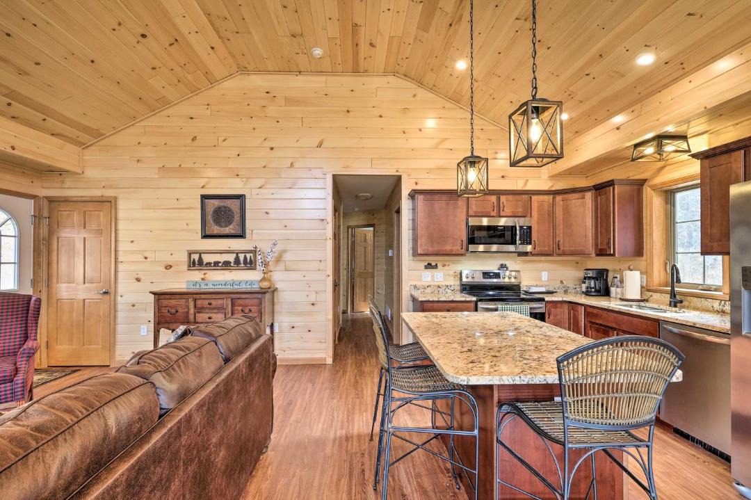 Photo of Livingroom in Chestertown