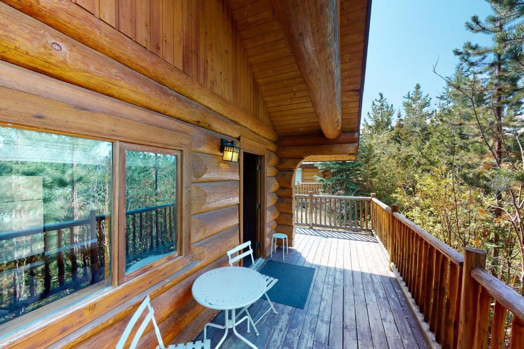 Photo of Patio Balcony in Lac Le Jeune