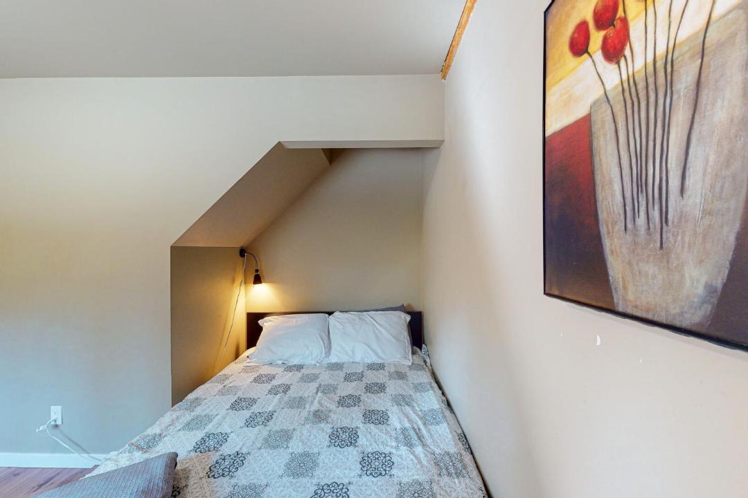Photo of Bedroom in Lac Le Jeune