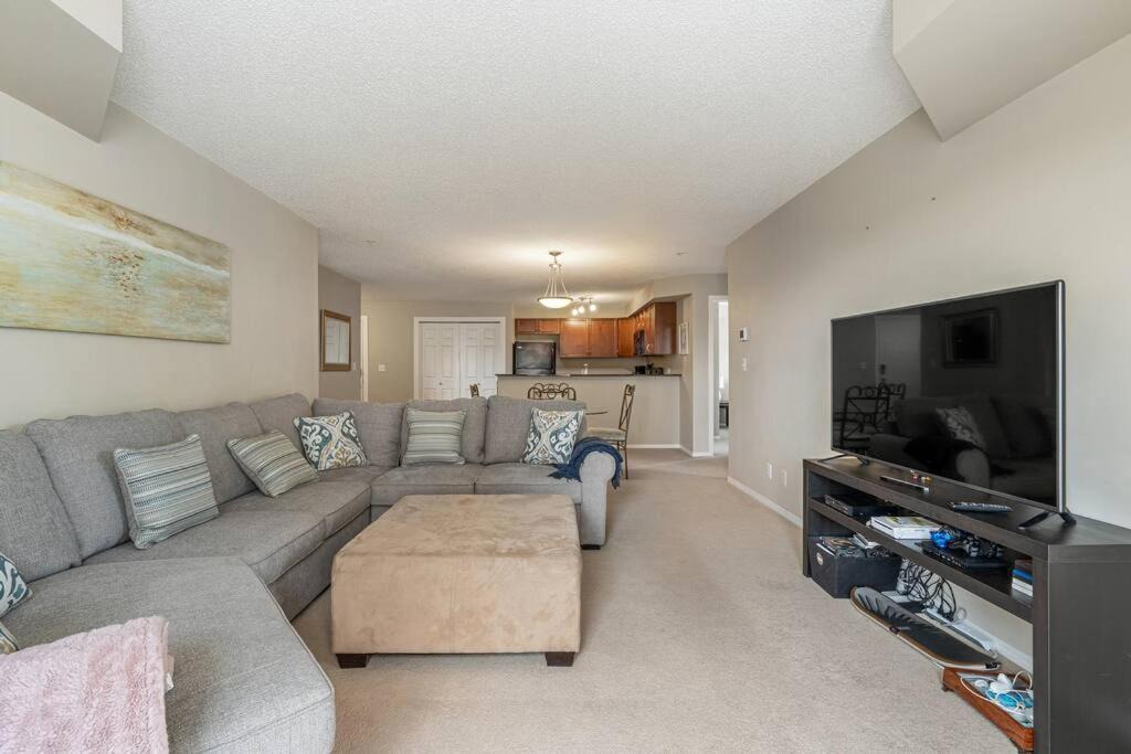 Photo of Livingroom in East Kootenay