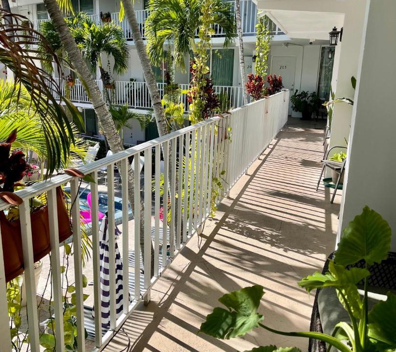 Photo of Others in Bermuda Riviera
