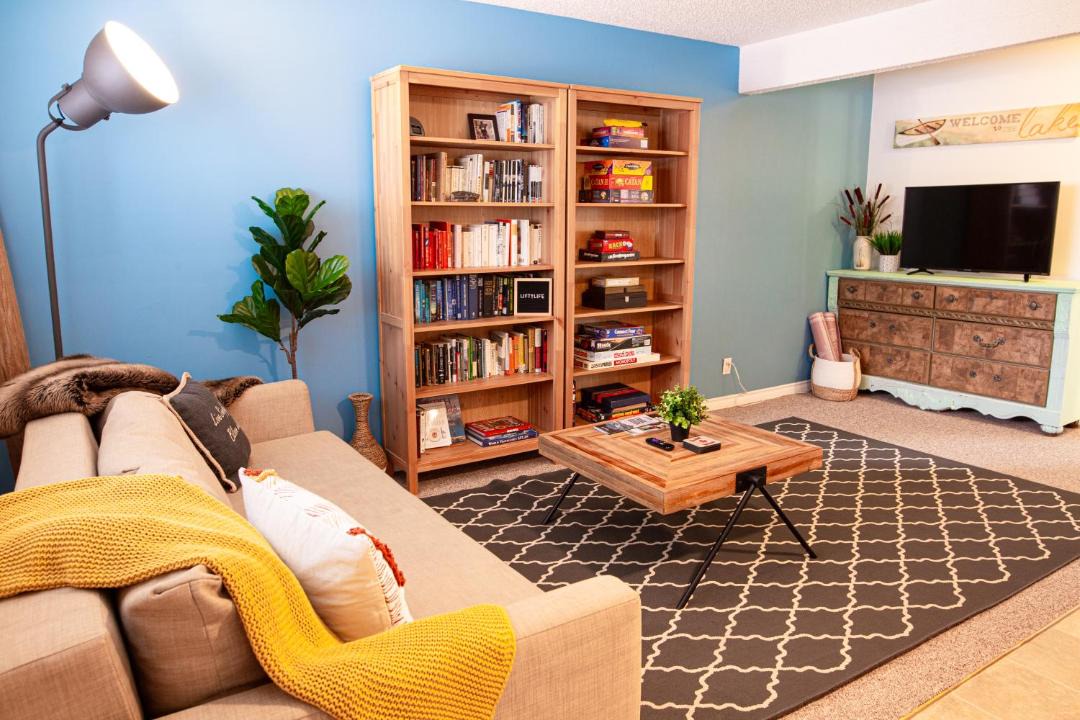 Photo of Livingroom in Harrison Hot Springs