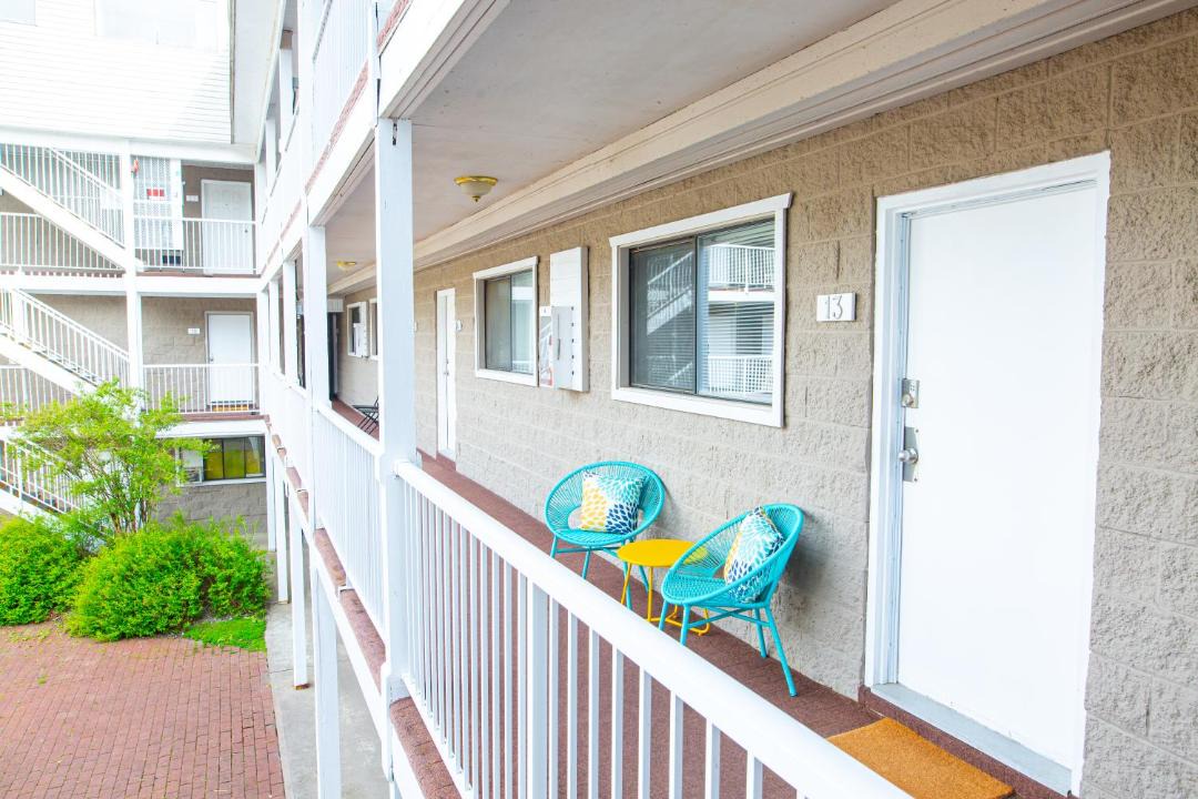 Photo of Patio Balcony in Harrison Hot Springs